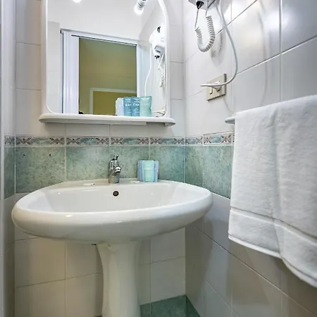 Minerva Szálloda 3*