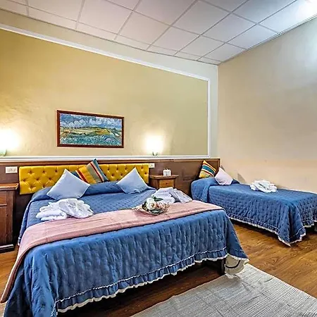 Hotel Minerva Pise
