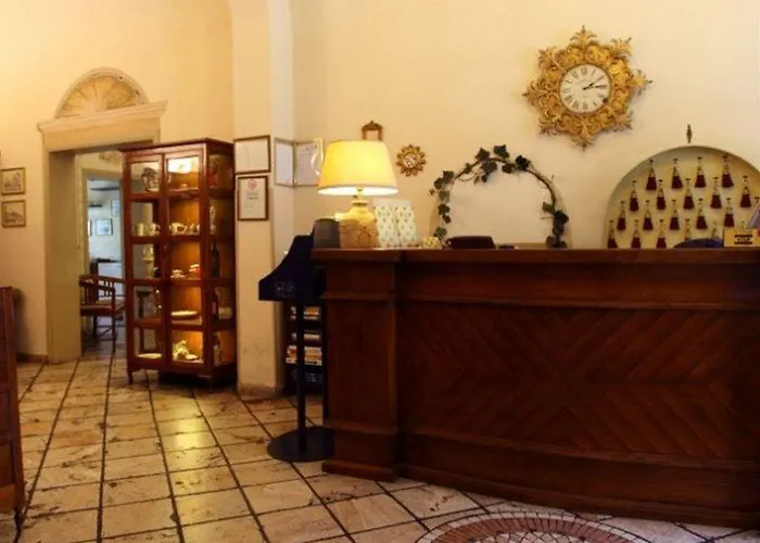 Hotel Minerva Pisa