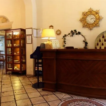 Otel Minerva Pisa