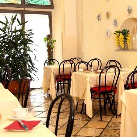 Hotel Minerva 3*