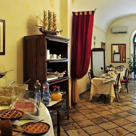 Minerva Hotel 3*